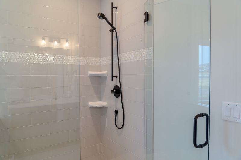 High-End Shower Finish